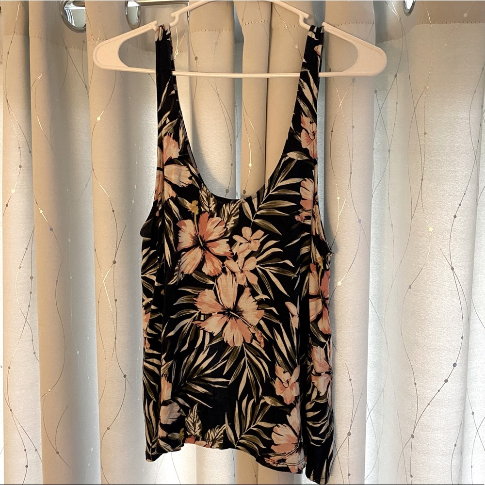 Flowy floral tank top